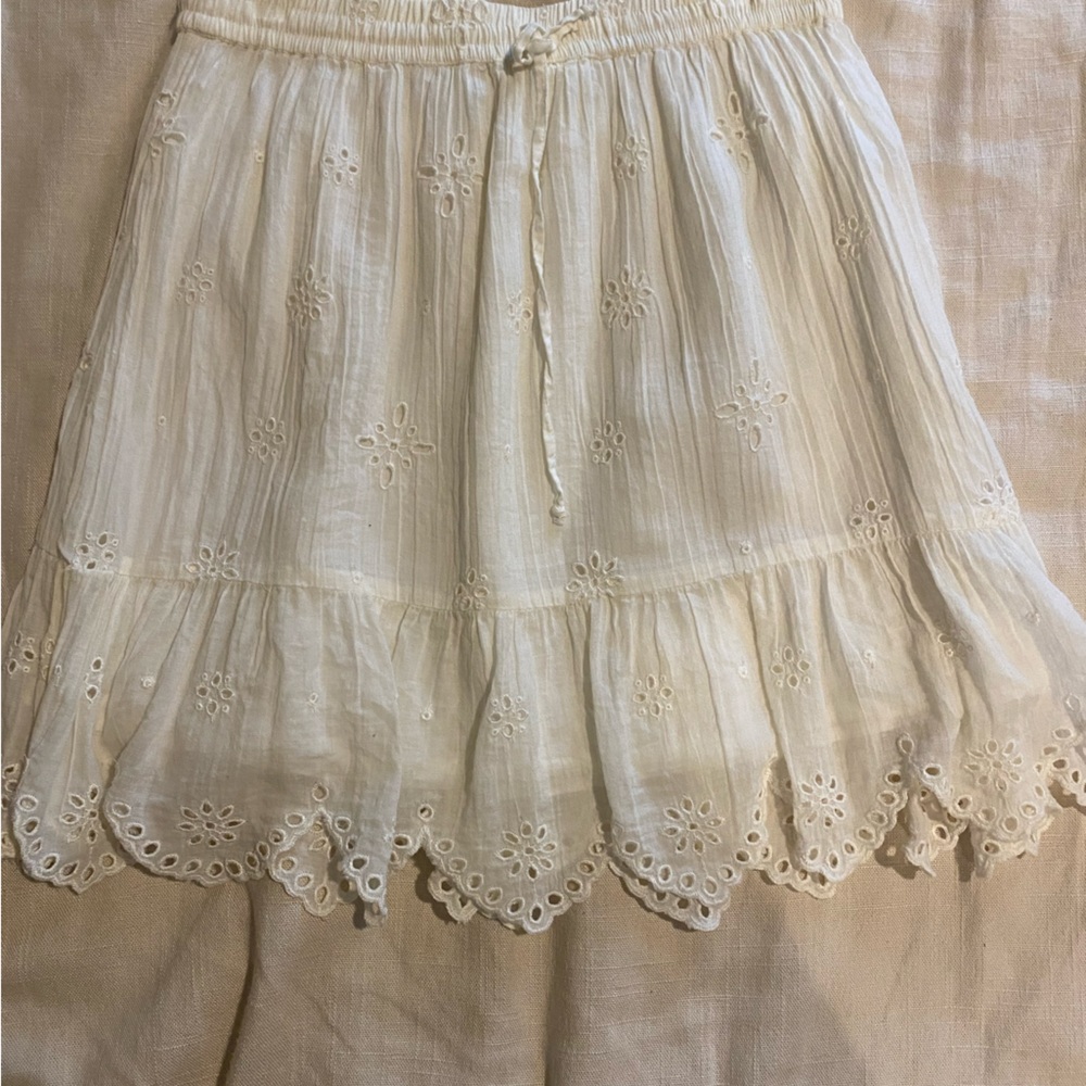Arie white skirt